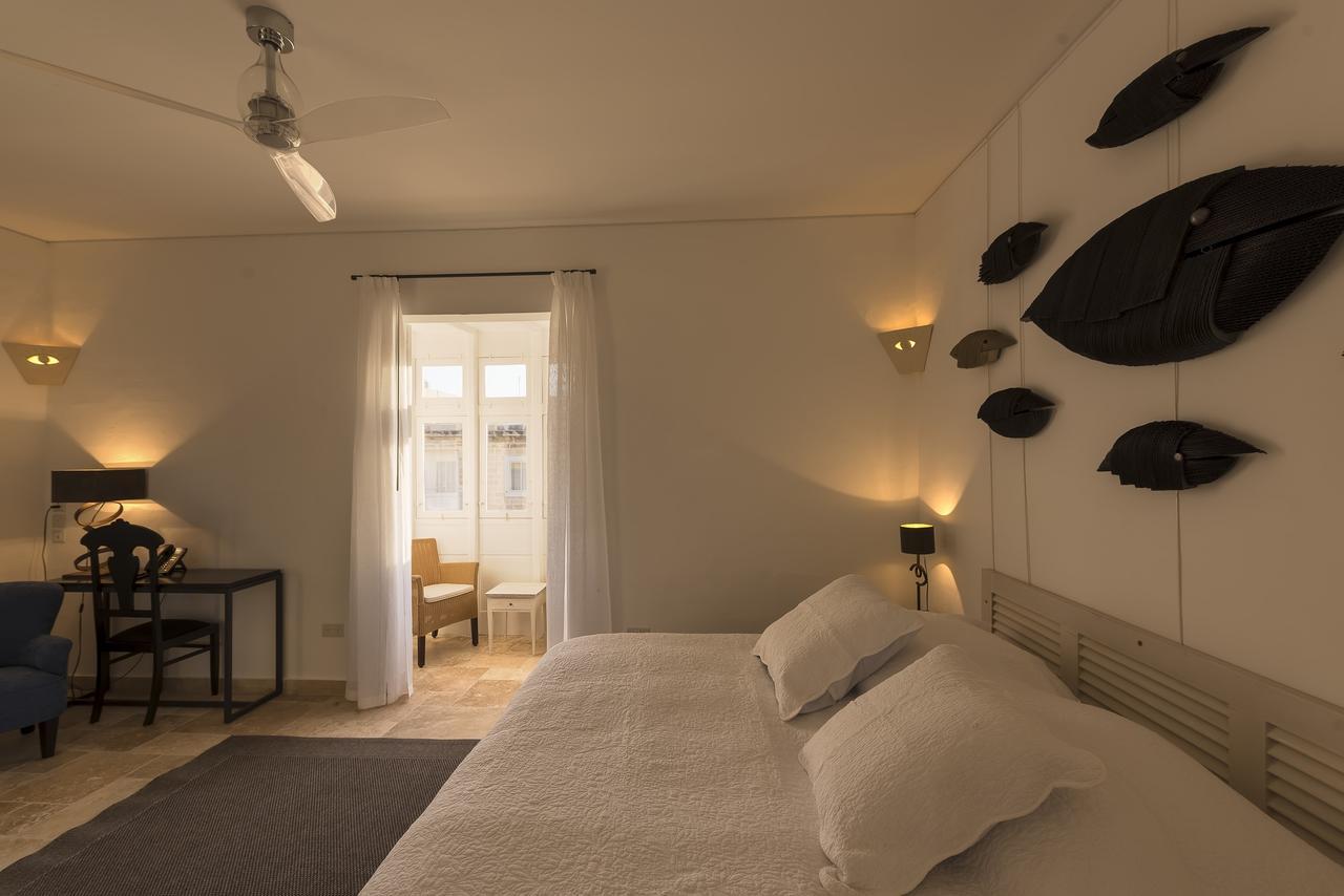 The Snop House Bed and Breakfast Senglea Exteriör bild